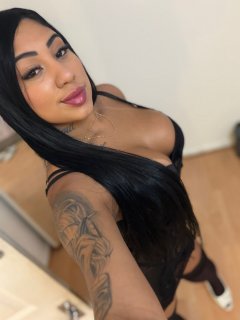 Bella - Verified profile