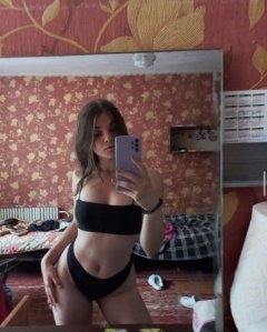 Nina - Verified profile