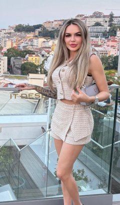 Mia - Active profile