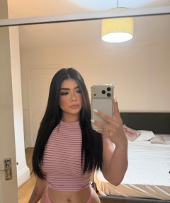 Lana - Photo gallery