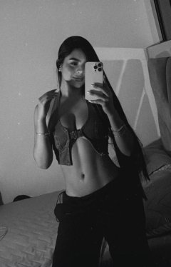 CARLA - Verified profile