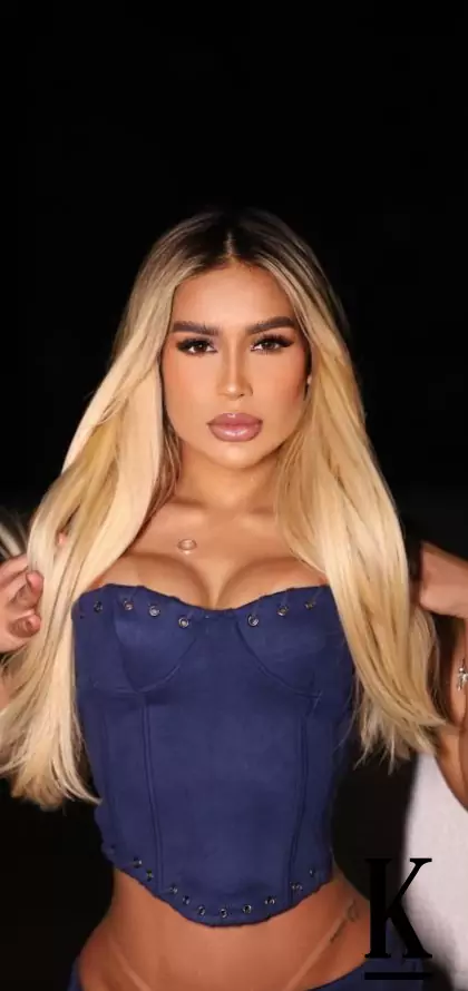 stories-slider-content