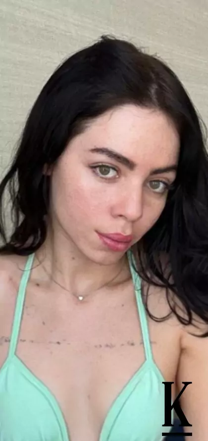 stories-slider-content