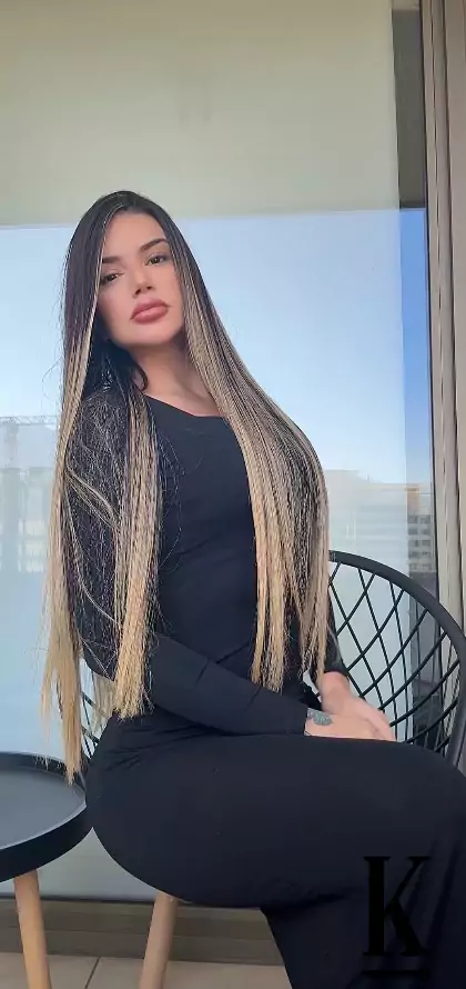 stories-slider-content