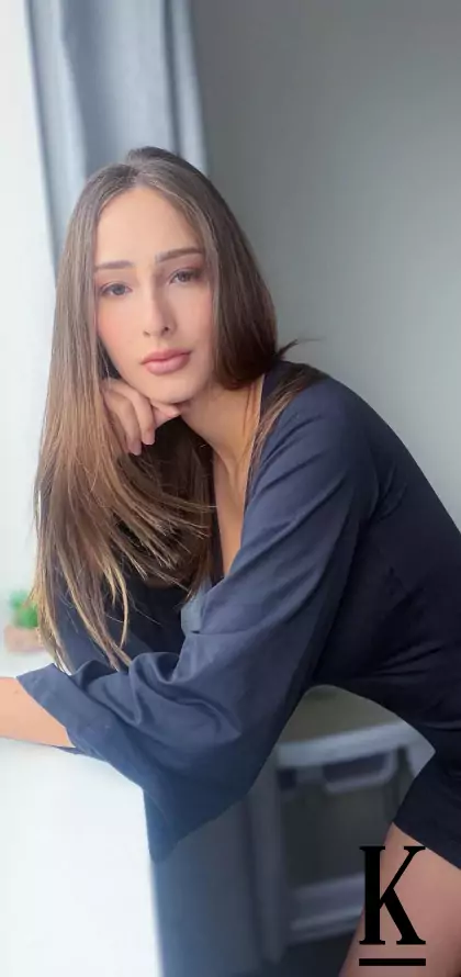 stories-slider-content