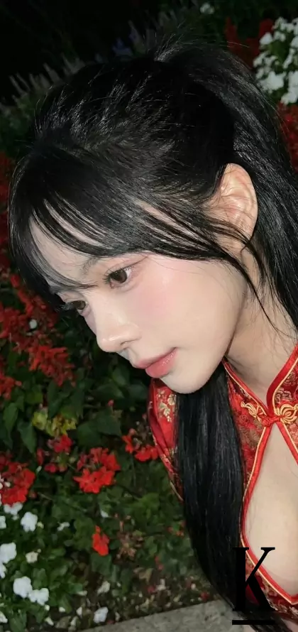 stories-slider-content