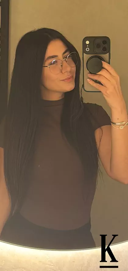 stories-slider-content