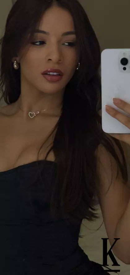 stories-slider-content