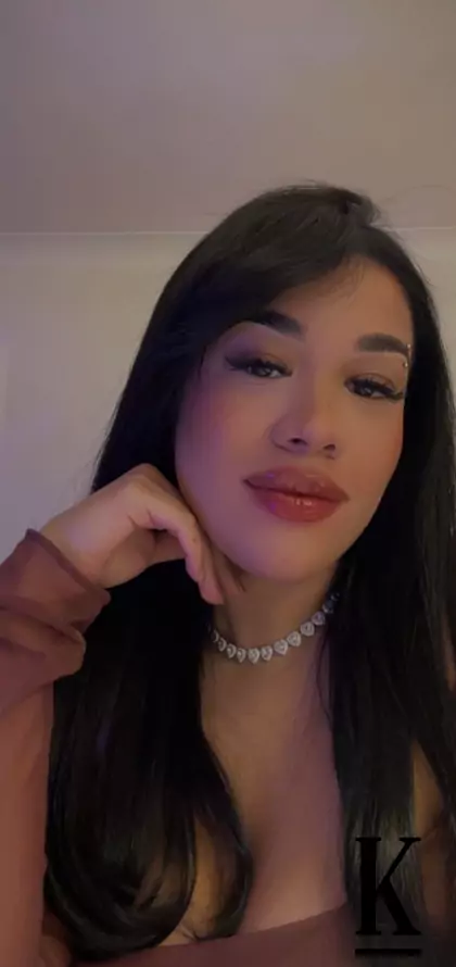 stories-slider-content