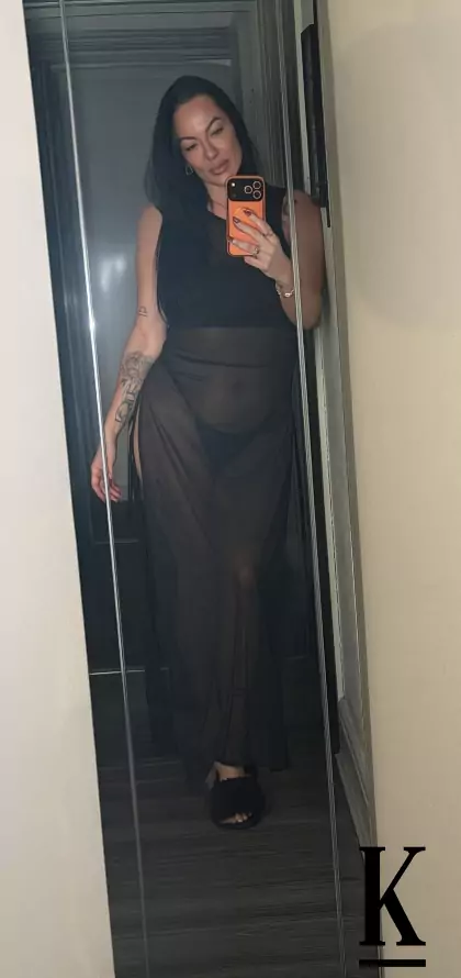 stories-slider-content