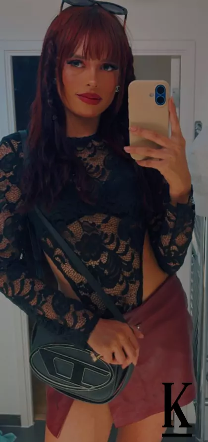 stories-slider-content