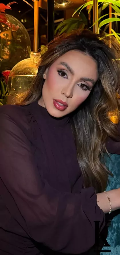 stories-slider-content