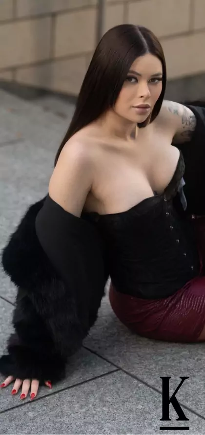 stories-slider-content