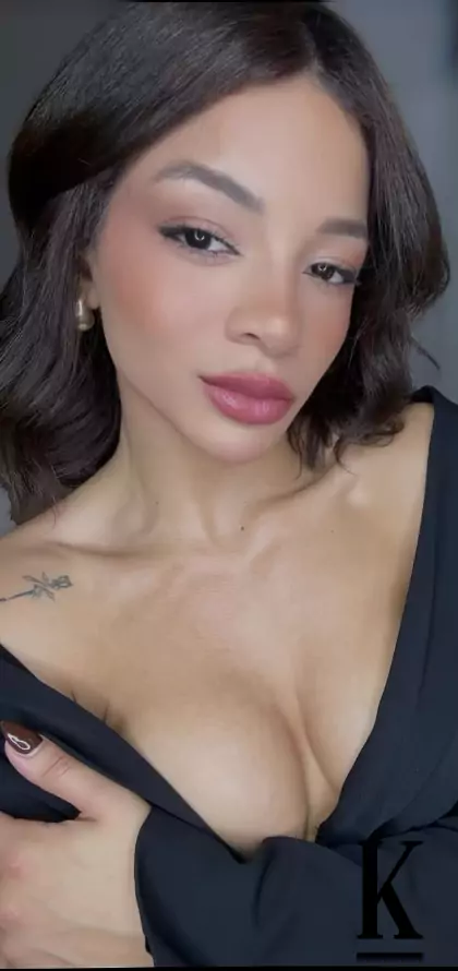 stories-slider-content