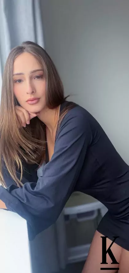 stories-slider-content