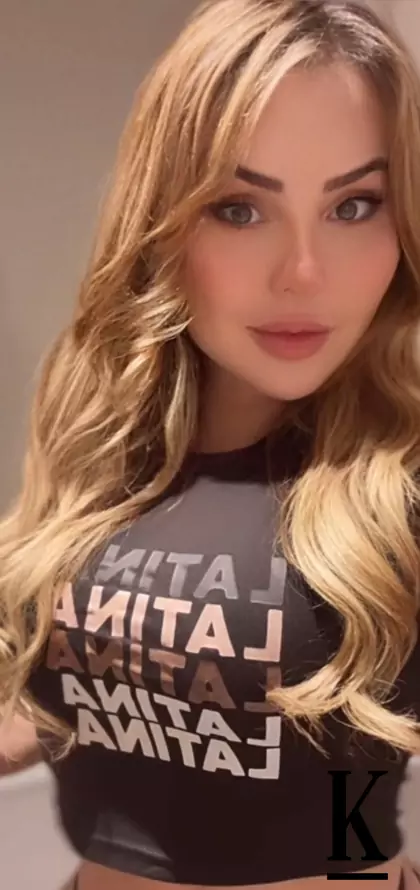 stories-slider-content