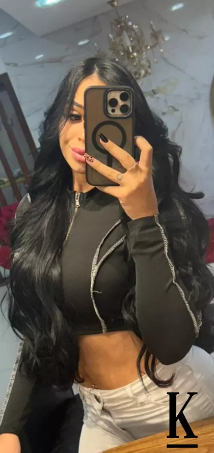 stories-slider-content