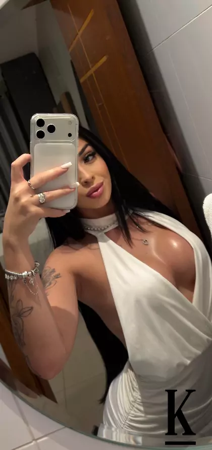 stories-slider-content