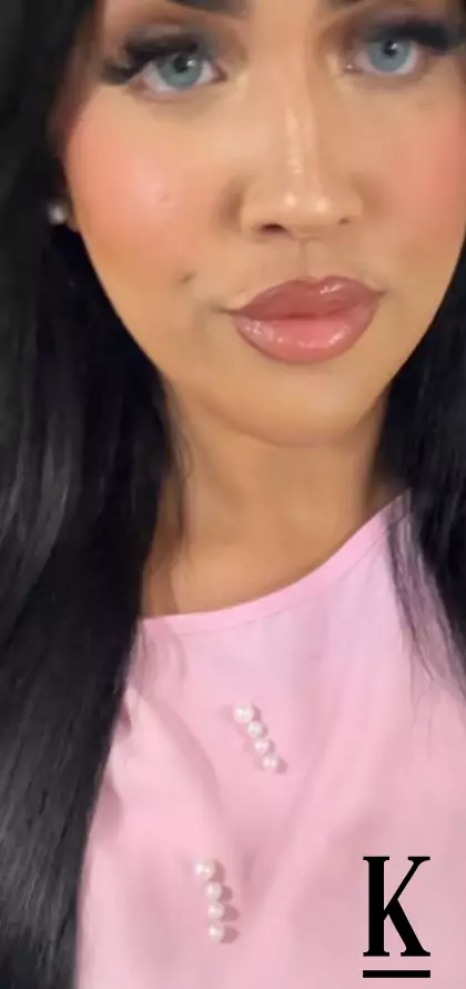 stories-slider-content