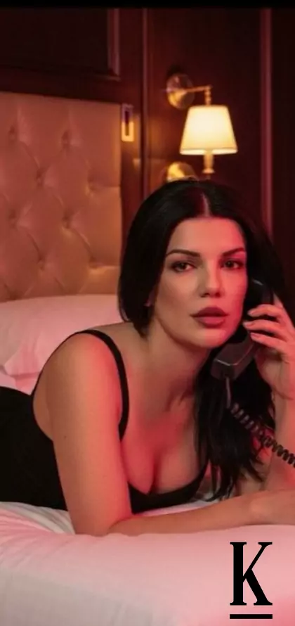 stories-slider-content