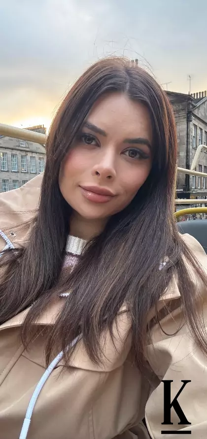 stories-slider-content