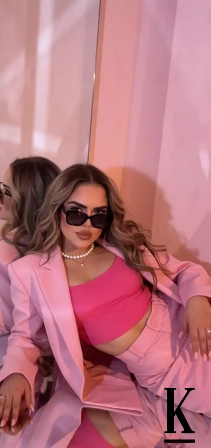 stories-slider-content