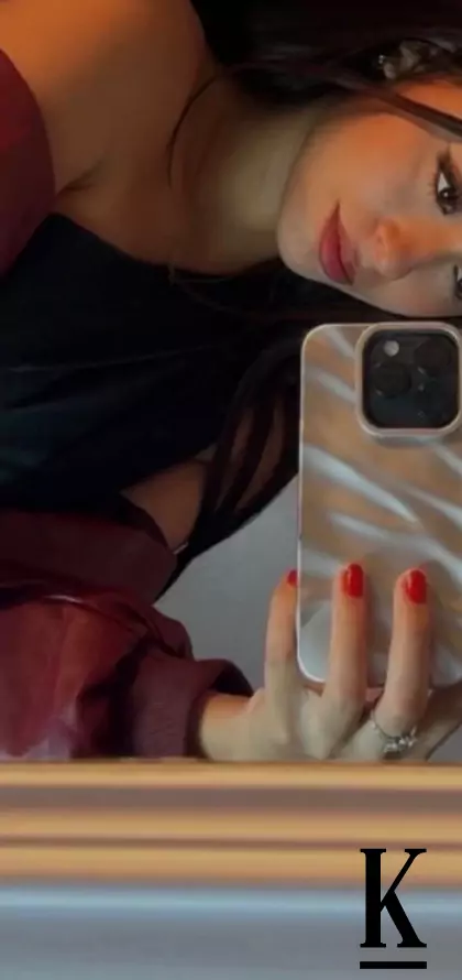 stories-slider-content