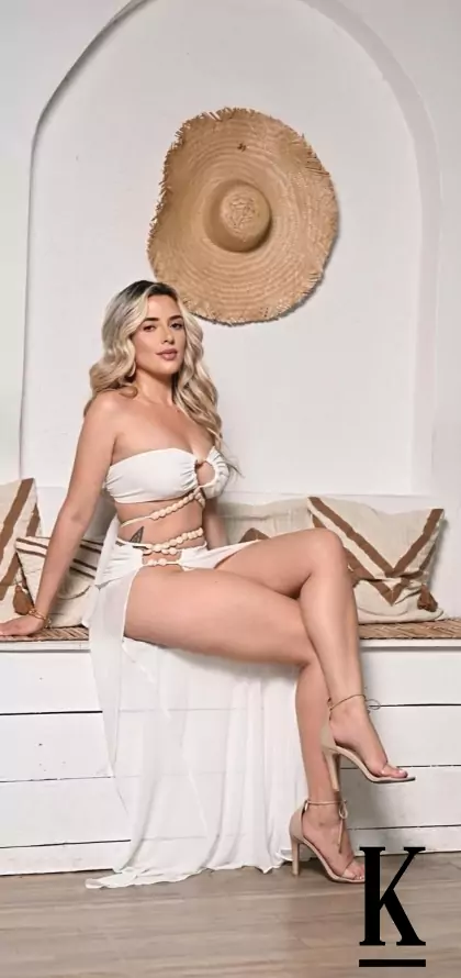 stories-slider-content