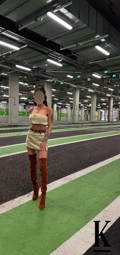 stories-slider-content