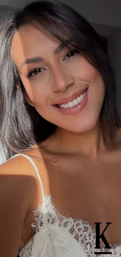 stories-slider-content