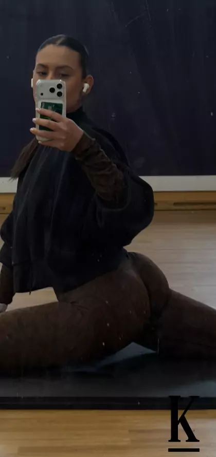 stories-slider-content