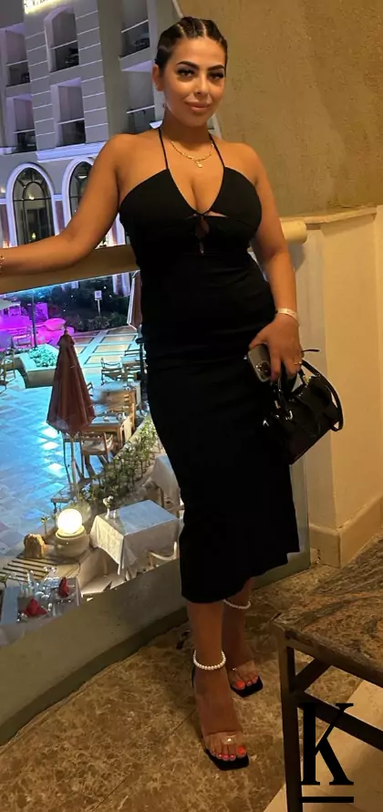 stories-slider-content