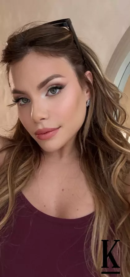 stories-slider-content