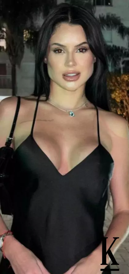 stories-slider-content