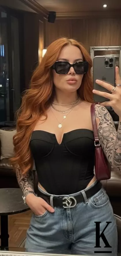 stories-slider-content