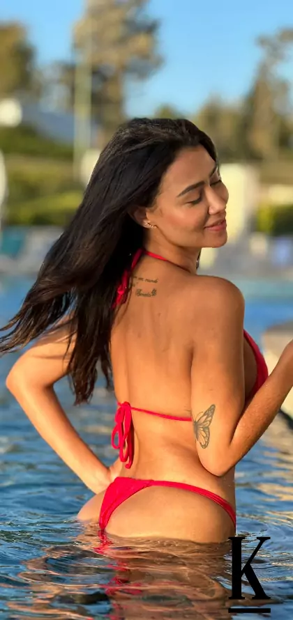 stories-slider-content