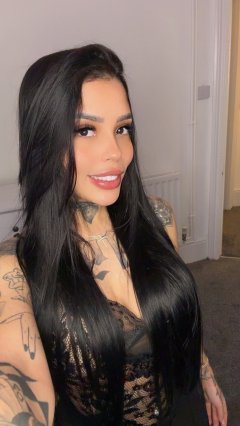 Bruna Party Girl  ❄️  🍾