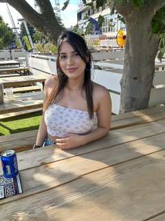 Recent photo of Amanda